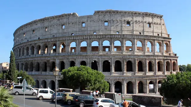 Horizontal video: Ancient roman colosseum ruin 11073560. Duration: 30 seconds. Resolution: 1920x1080