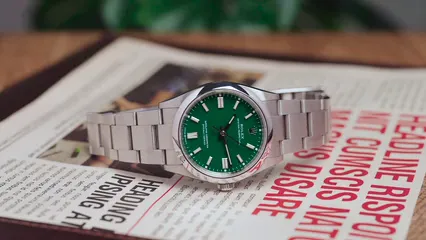 Horizontal video: A rolex oyster perpetual watch 17197594. Duration: 13 seconds. Resolution: 3840x2160