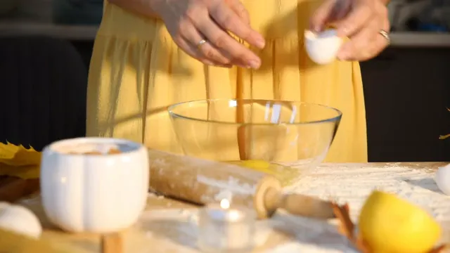 Horizontal video: Woman preparing dough with lemons in kitchen 28942504. Duration: 4 seconds. Resolution: 3840x2160