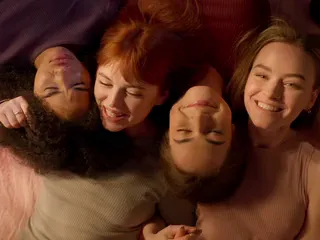 Horizontal video: Women are happy together 7324367. Duration: 10 seconds. Resolution: 2880x2160