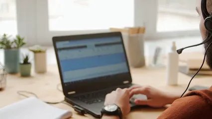 Horizontal video: Man laptop distance microphone 4253277. Duration: 14 seconds. Resolution: 3840x2160