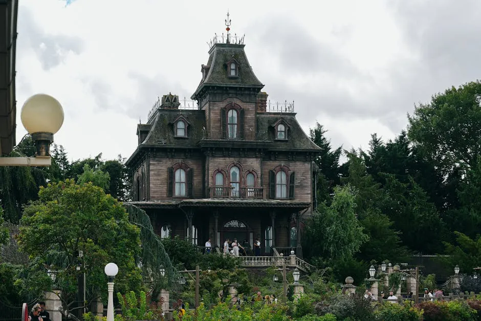 Haunted Mansion at Disneyland Paris