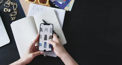 Horizontal video: Person browsing clothes on a smartphone 8400747. Duration: 36 seconds. Resolution: 4096x2160
