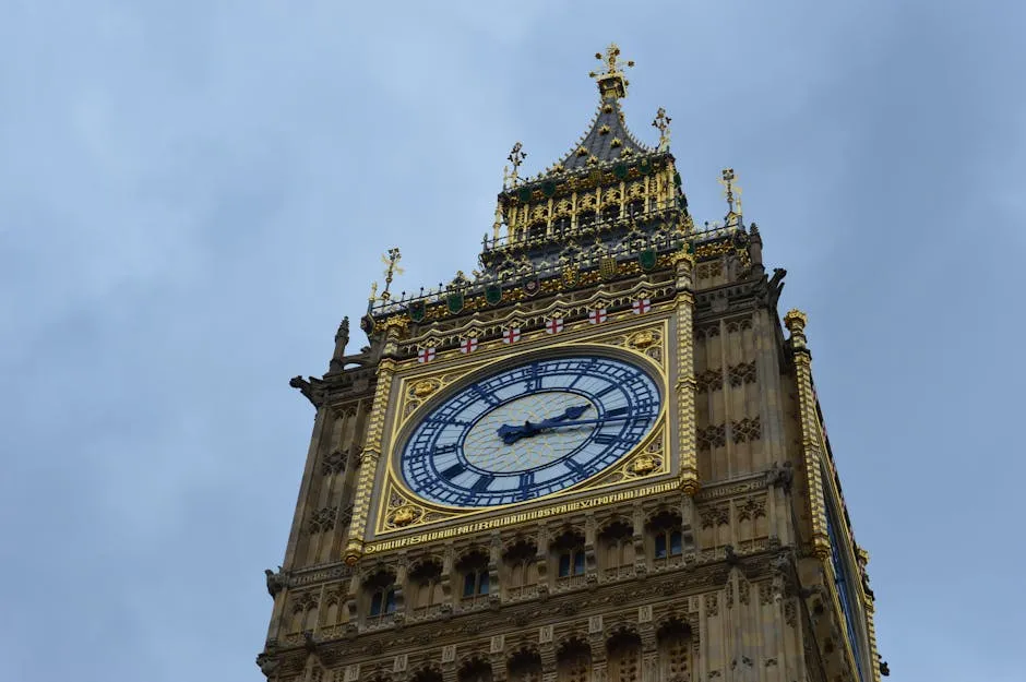 Iconic Big Ben Clock Tower Against Cloudy Sky